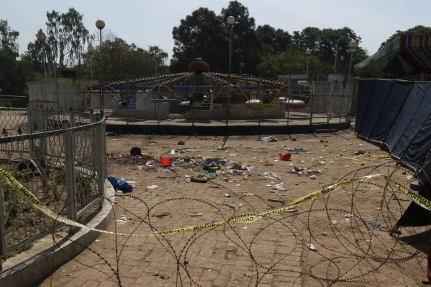 epaselect PAKISTAN SUICIDE BOMB BLAST AFTERMATH