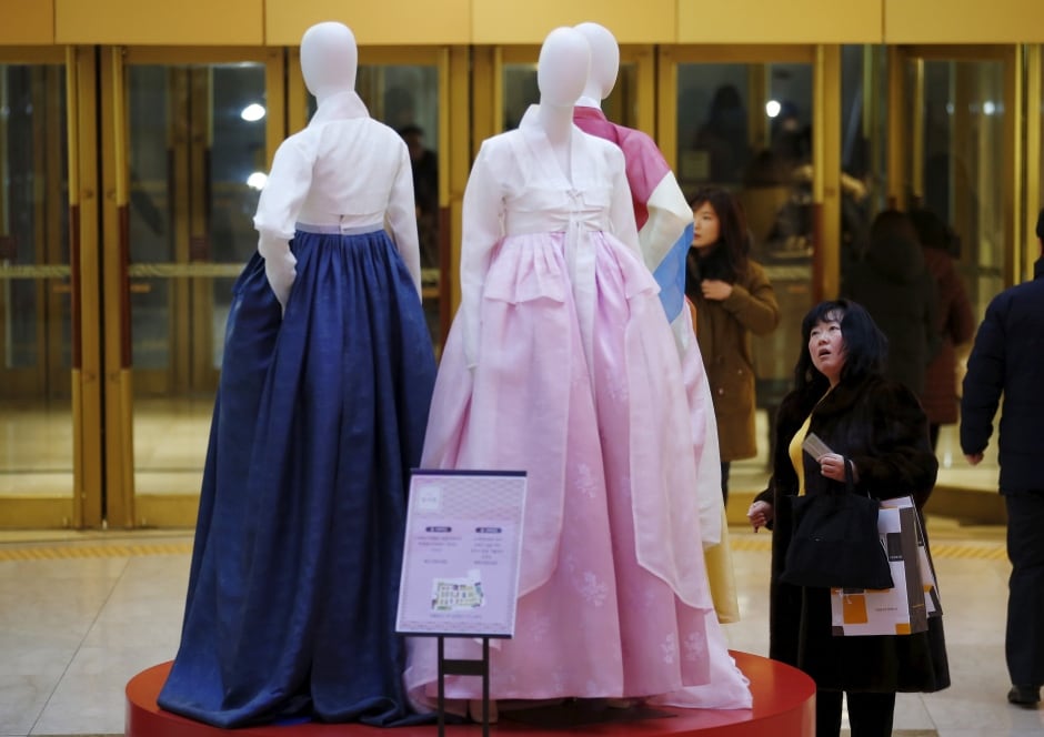 South Korea Hanbok dress resurgence Feb 2016 department store