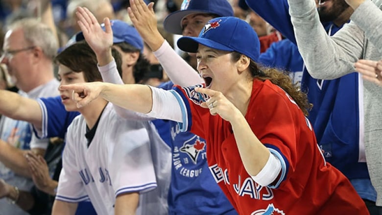 all-the-best-blue-jays-playoff-clinching-celebration-videos-offside