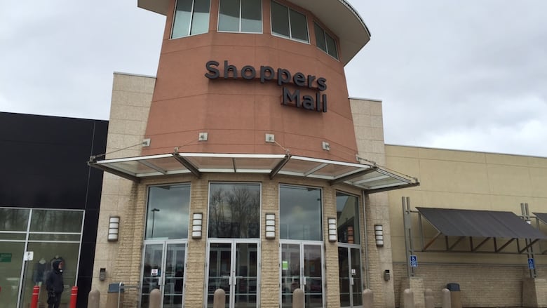 St. Nick pix nixed, dozen businesses forced to close after fire at 