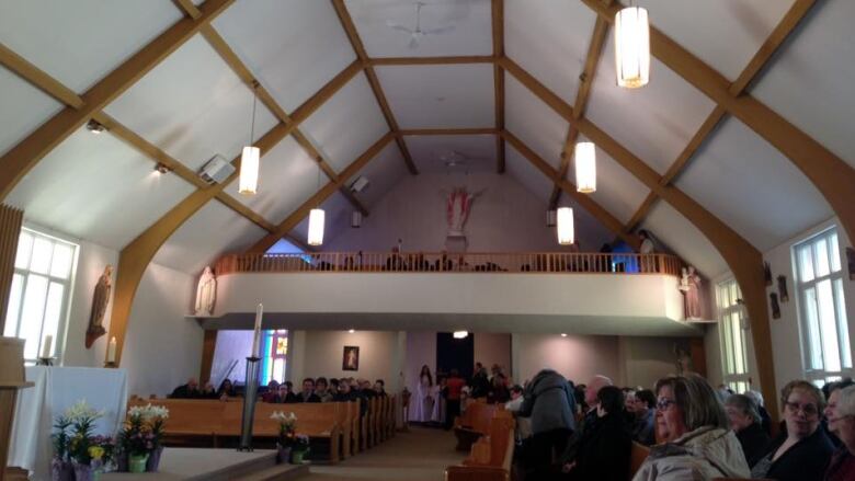 Lively church reopens 3 years after it was closed by mysterious mould ...