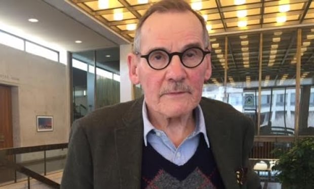 Architect Les Stecheson