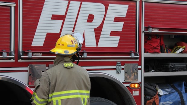 1 dead, another in serious condition after townhouse fire in Guelph