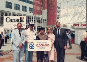 Tom and Shirley Carscadden 10 millionth expo visitors
