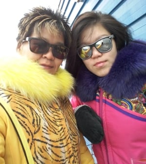 kj and mom