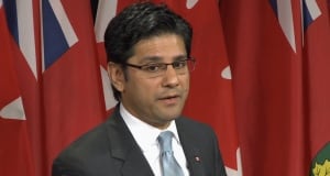 yasir naqvi