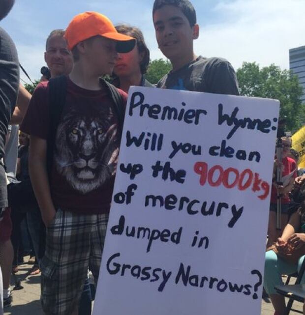 Grassy Narrows band members rally at Queen's Park