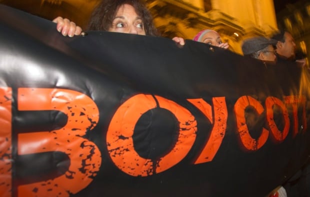 Mideast Israel Boycott Scare