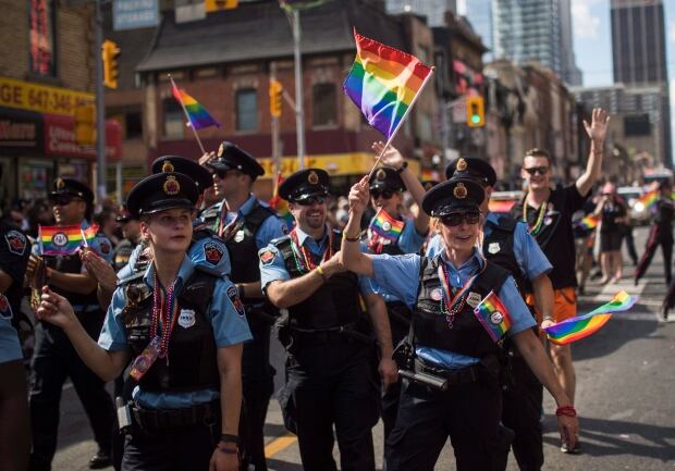 toronto-pride-parade-hamilton-police.jpg