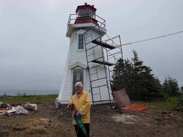 Janet McGillen and the Gabarus lighthouse