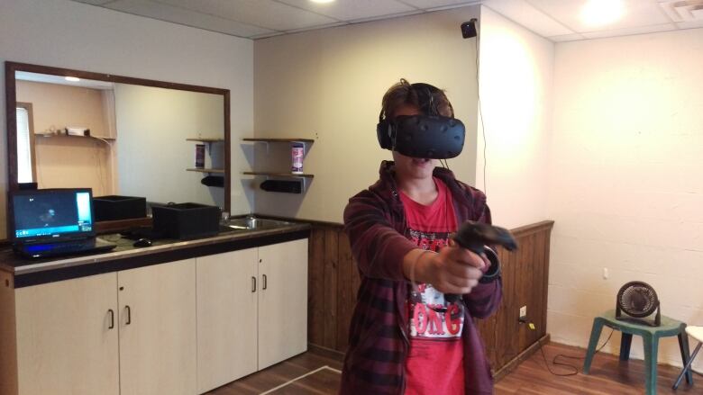 Player Using The Virtual Reality System