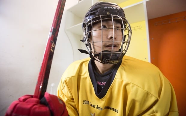 China hockey Michael Wang London Lakers Ontario Canada