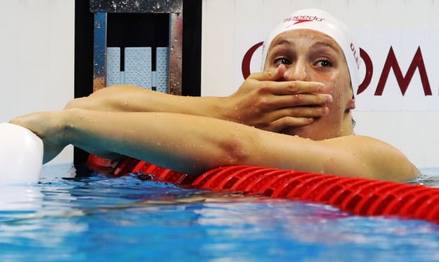 Penny Oleksiak wins 100m butterfly