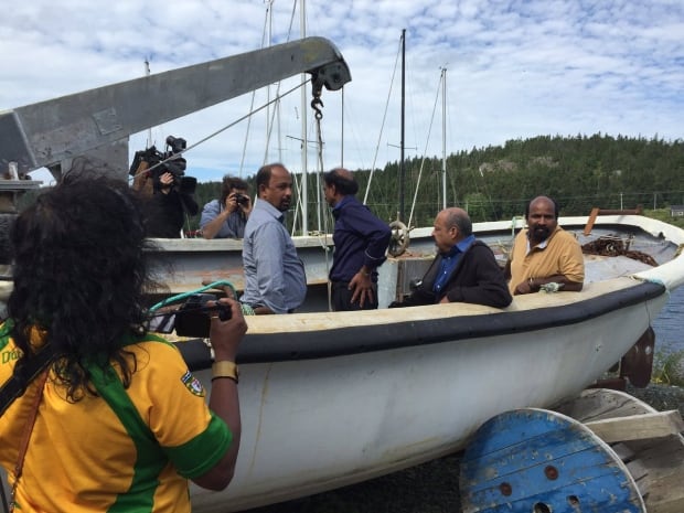 Tamils return to St. Mary's Bay