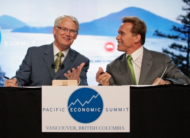Schwarzenegger Canada TOPIX