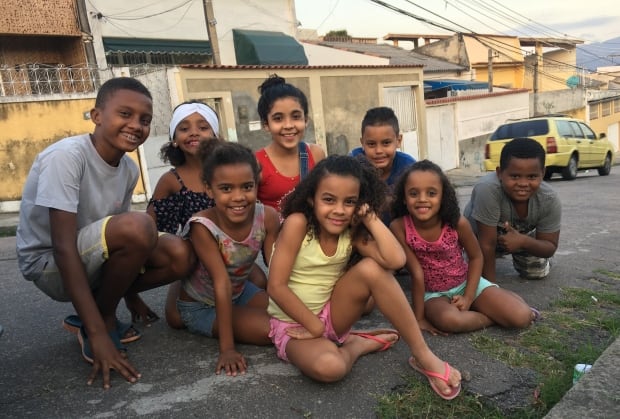 KIds in a Rio favela