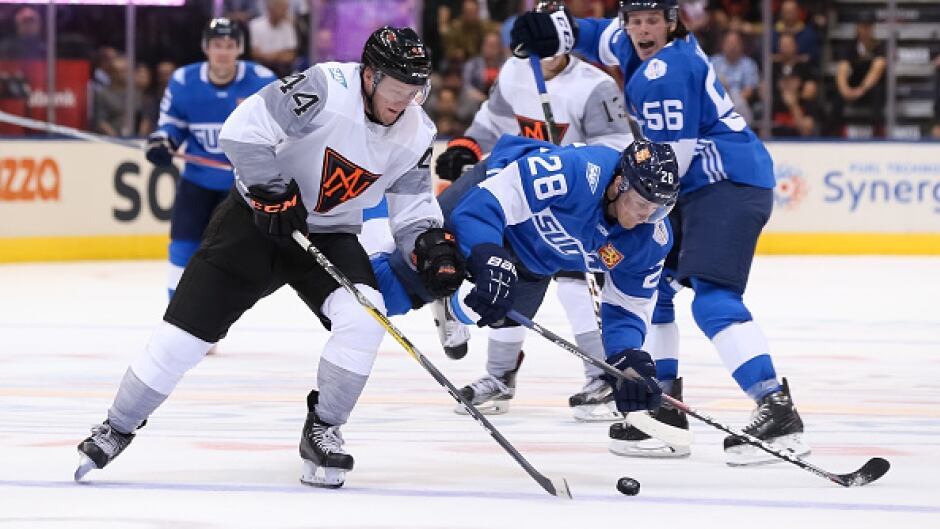 Leafs Rielly takes on bigger role in Ekblad s absence CBC Sports