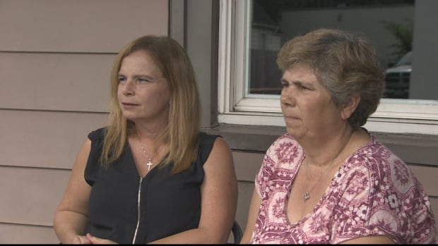 Wendy Gillis, Helen MacLeod