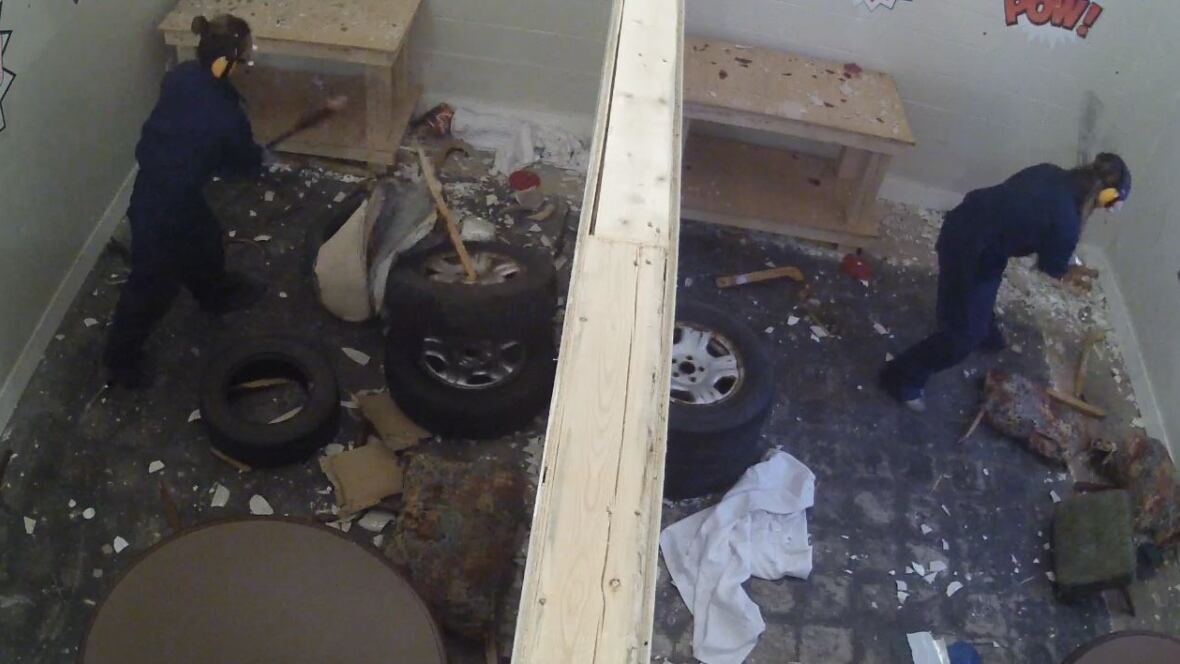 Smash Rooms let Edmontonians unleash destructive side - Edmonton - CBC News