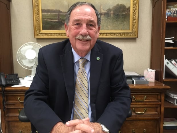 Salinas Mayor Joe Gunter