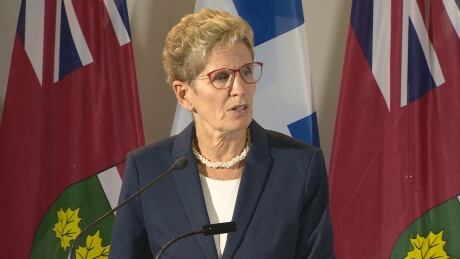 Ontario Premier Kathleen Wynne signed a seven-year hydro deal with Quebec today during an interprovincial cabinet meeting. Wynne at Hydro deal