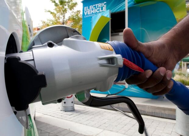 Electric cars 20100914