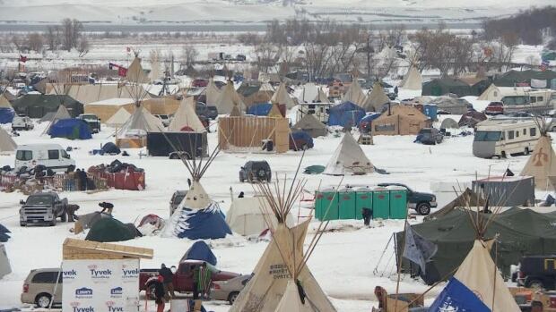 Oceti Sakowin Camp in snow