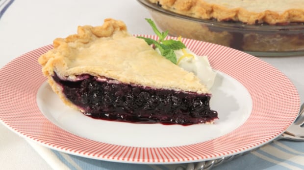 Old fashioned blueberry pie