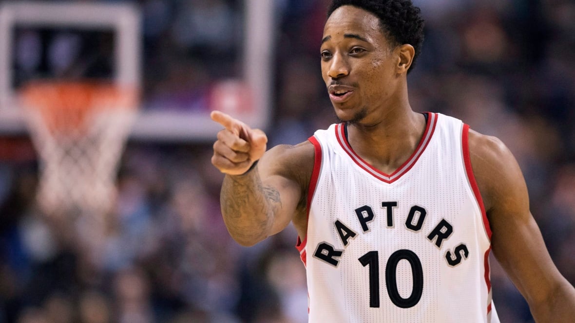 DeMar DeRozan sets franchise record, Warriors outlast Raptors