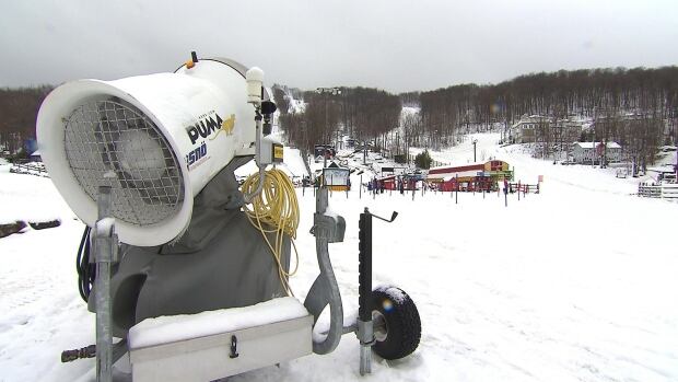 snow machine bromont