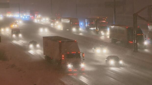 Heavy snowfall expected in Toronto between Sunday and Monday