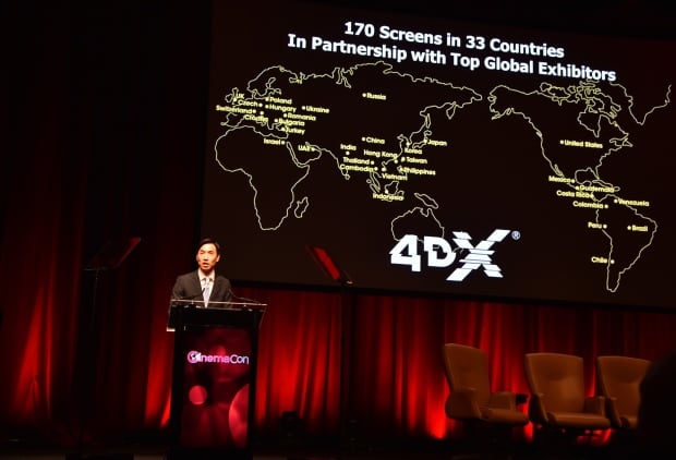 548380237SB00054_CinemaCon_