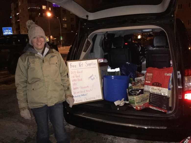 New Kamloops pet food bank feeds community need CBC News