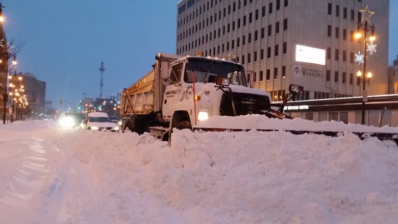 Winnipeg digs deep to cover $5M deficit after December snowfall