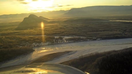 The community of Nahanni Butte, NWT. Nahanni Butte
