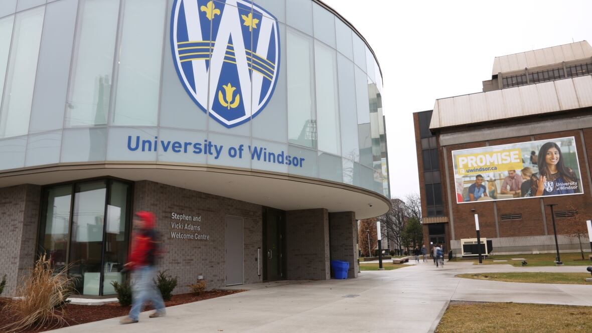 洋書 Financing Universities in Developing Cou Auditor general raises concerns over international student