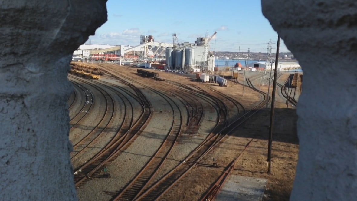 Commuter rail 'very feasible' possibility in Halifax, Via Rail president says Nova Scotia Commuter rail 'very feasible' possibility in Halifax, Via Rail president says Nova Scotia