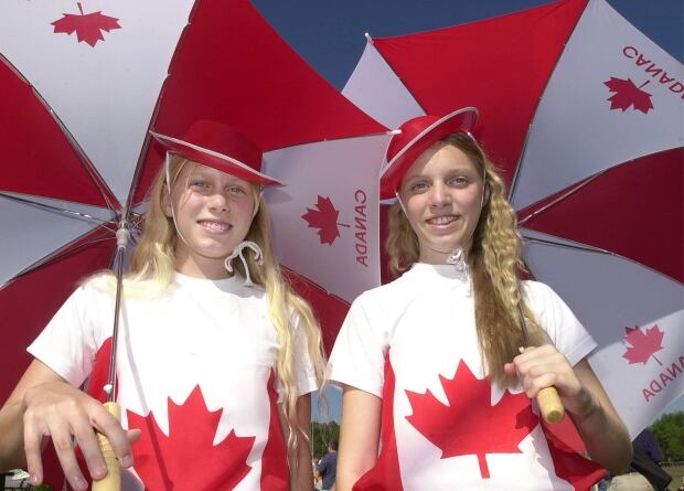 408751_12_twins