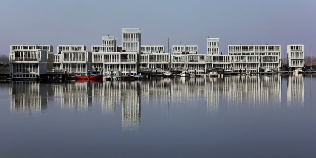 Floating homes Amsterdam