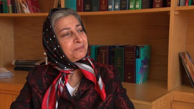 Roghayeh Azizi Mirmahaleh