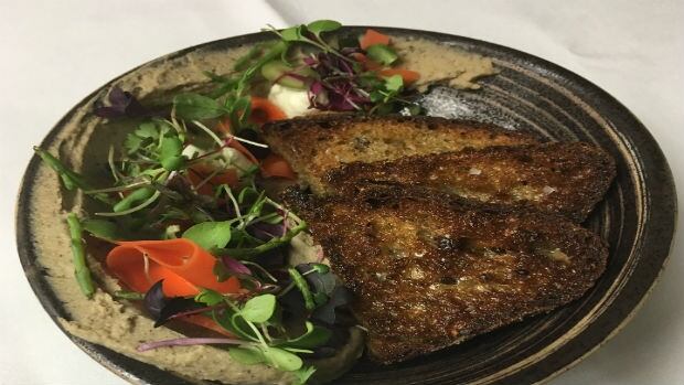 Black Garbanzo Hummus