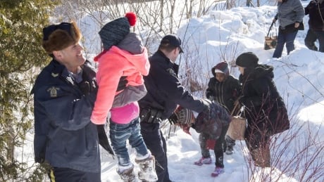 Cda US Border Refugees 20170217