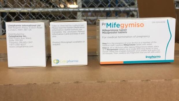 An expert committee recommends women should be reimbursed by public health plans for access to the drug Mifegymiso.