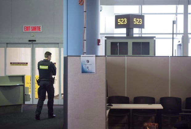 Airport Screening Costs 20161208