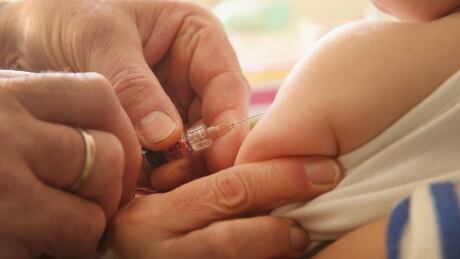 Health authorities are reminding parents that children over five can receive a vaccination from a pharmacist. 84049343