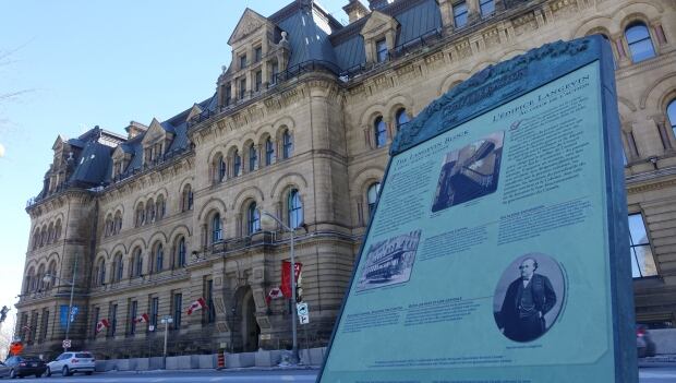 langevin block ottawa wellington street march 5 2017