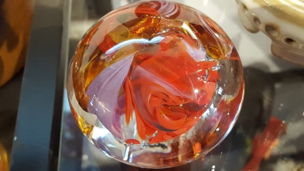 Glass paperweight
