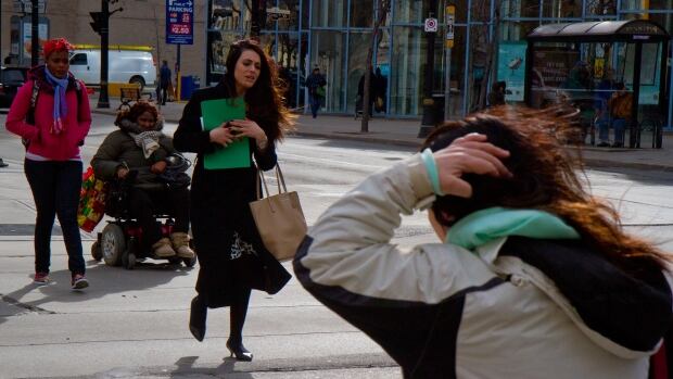 Strong winds expected to gust through Hamilton and surrounding areas Wednesday