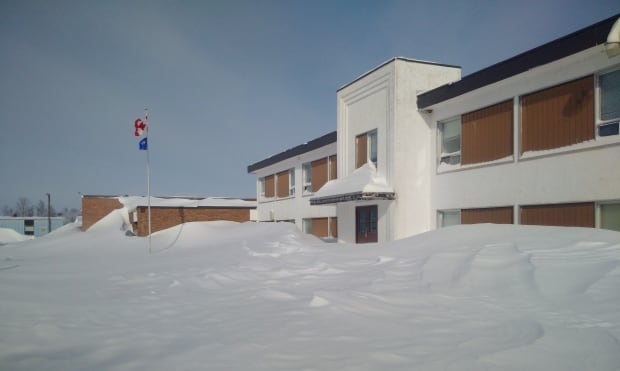 Lynn Lake school snowdrifts