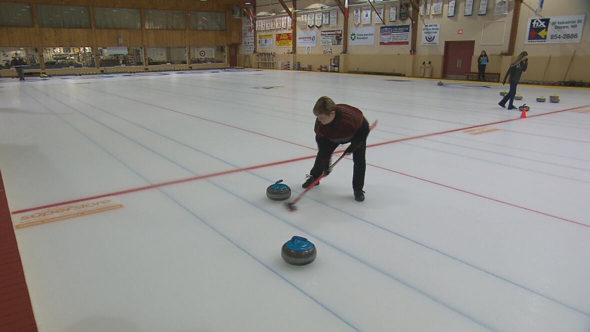 Moncton couple aims for top spot at Maritime Stick Curling